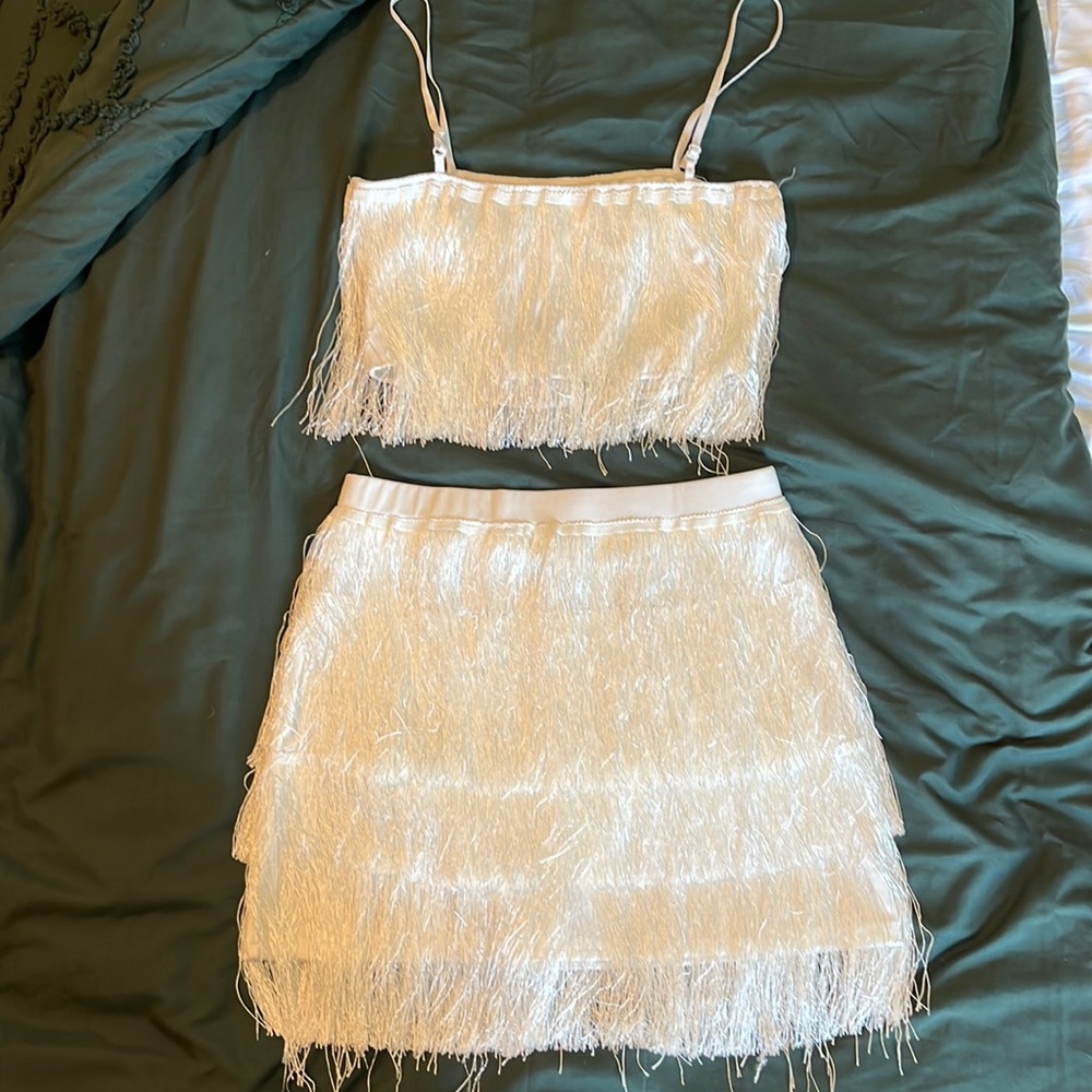 Fun, comfy and flattering! Worn once!